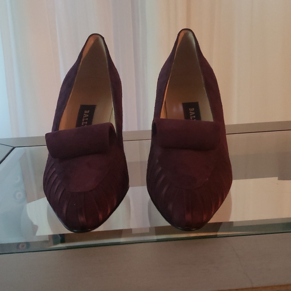 Bally Women's Deep Purple Pumps